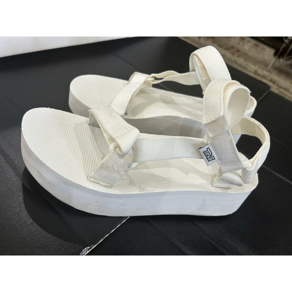 Teva Womens Flatform Universal Sandals White Strappy Platform Adjustable Size 9